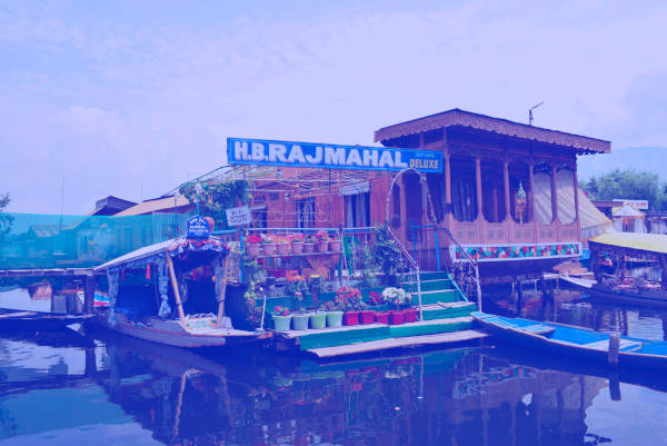 Houseboat Raj Mahal